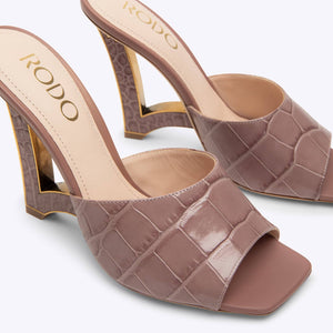 Debra 110